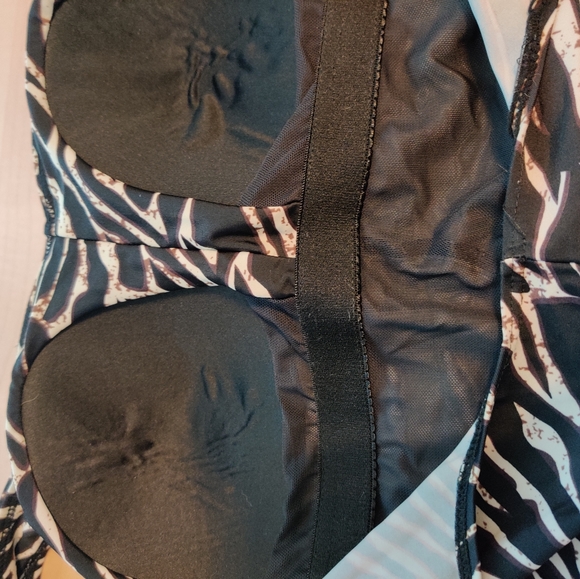 Island pearls one-piece swimsuit size 16 - Picture 6 of 11